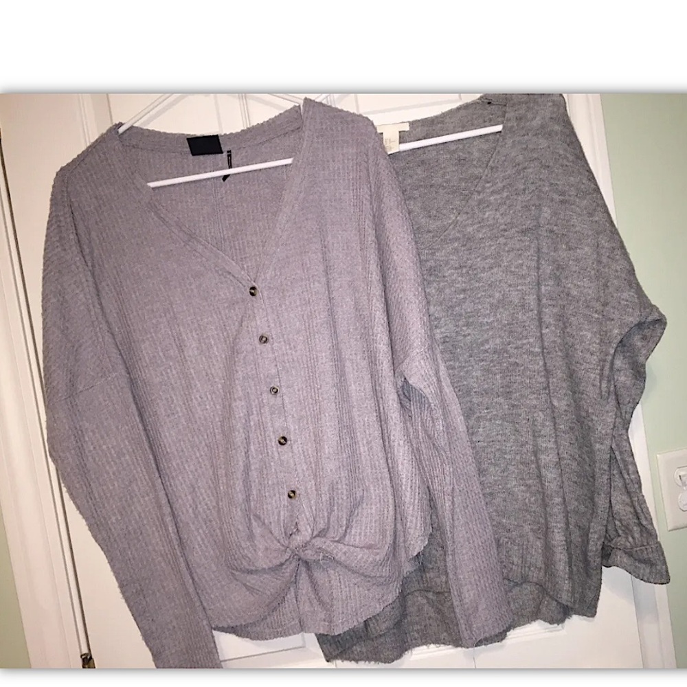 Out From Under Sweater Gray Twist Knot Stretch Waffle Knit & H&M Pullover Sz M
